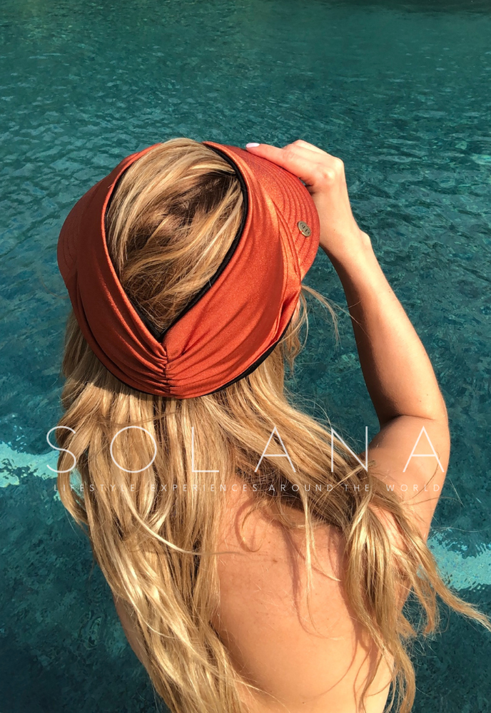 FRENCH RIVIERA, Elegant Red & Beige